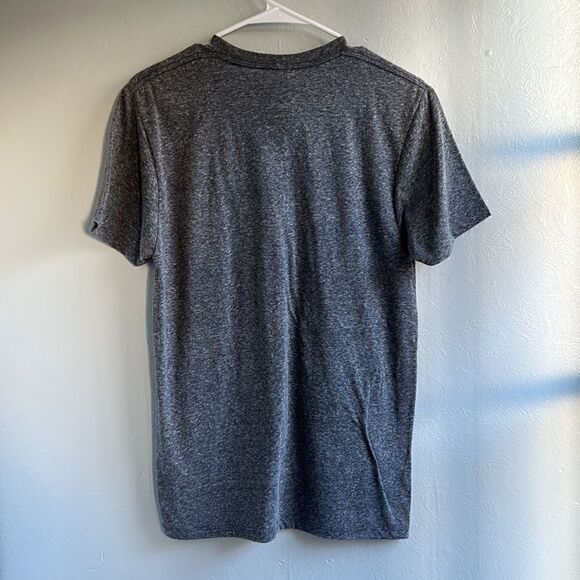 NWT Kid Dangerous Vibes T-Shirt - S - Picture 2 of 6